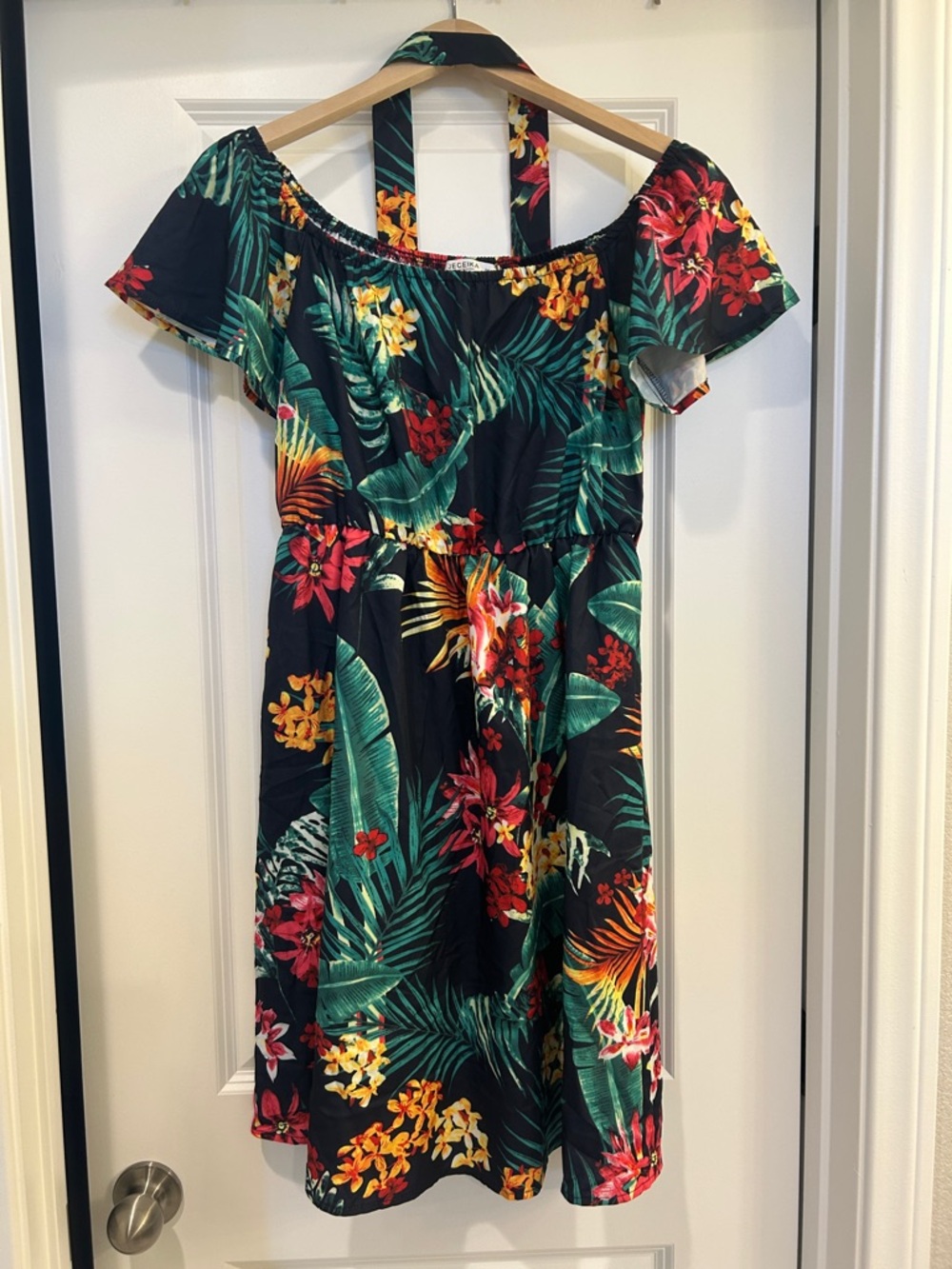 Black Tropical Off-Shoulder Mini Dress with Floral Print